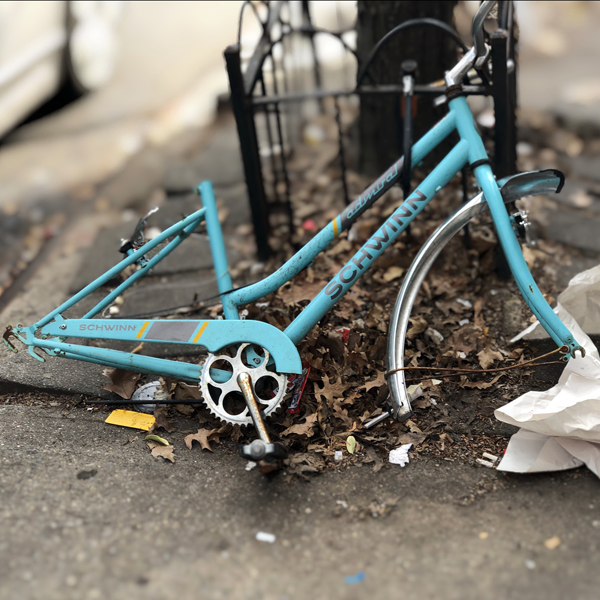 bicicletta rotta
